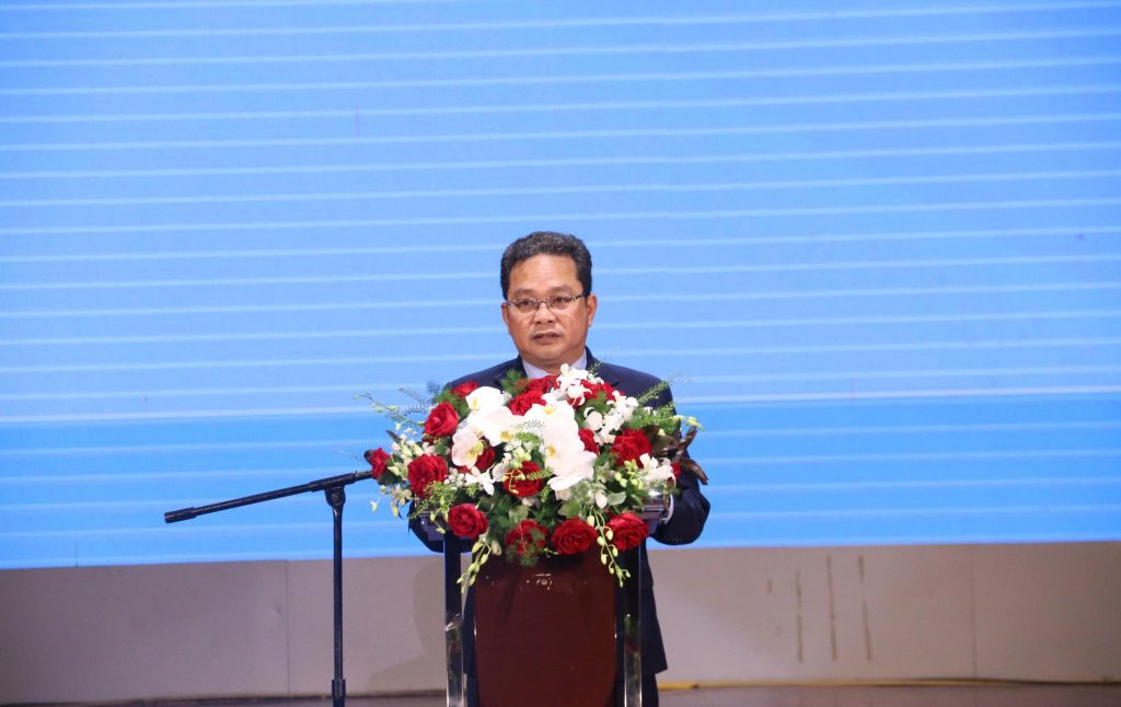 Phó Chủ tịch Ủy ban MTTQ Việt Nam TPHCM Phạm Minh Tuấn phát biểu khai mạc chương trình. Ảnh: THỤY VŨ